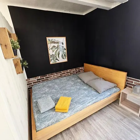 Apartmán Gregbnb - 25m2 - Terasse 30m2 - Climatise *