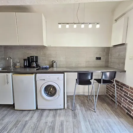 Gregbnb - 25m2 - Terasse 30m2 - Climatise 아파트 툴롱