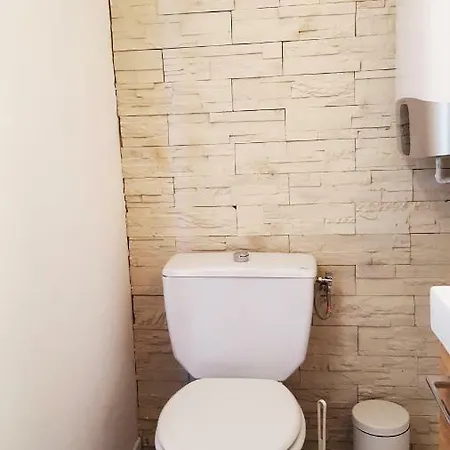 Gregbnb - 25m2 - Terasse 30m2 - Climatise Apartment Toulon